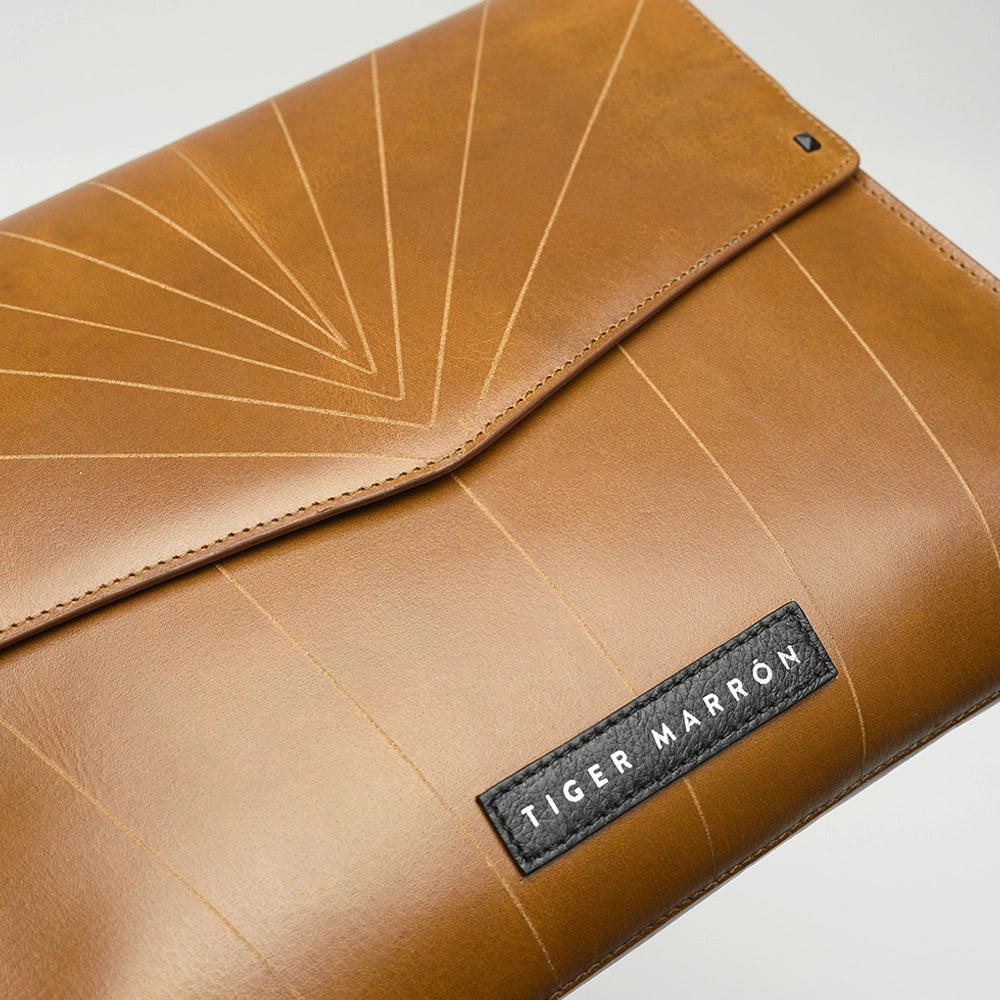 T Stripes Brown 057-4