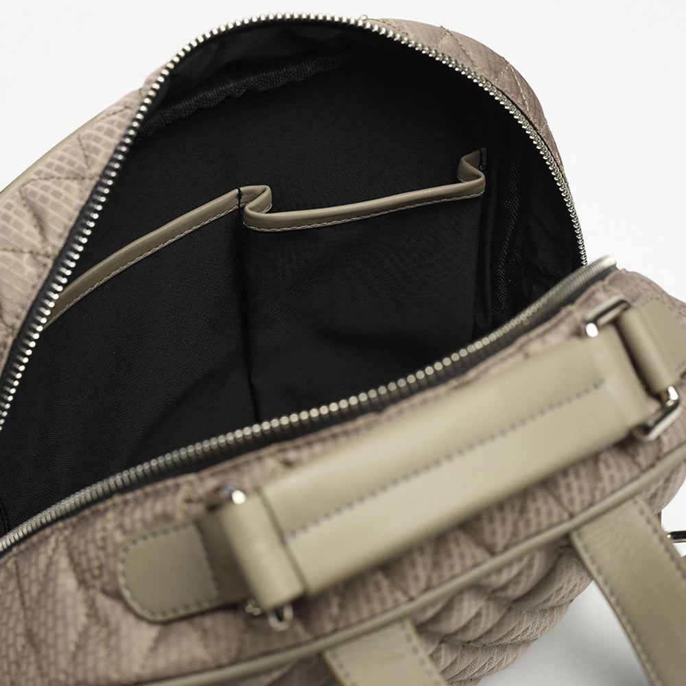 TM D Back Grey 055-7