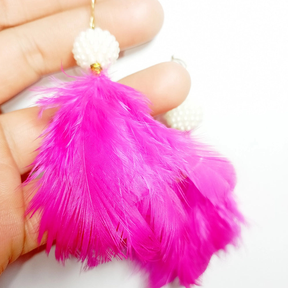 The Trend City Round shape White Beads Feather Earrings (Pack Of 5 Sets)