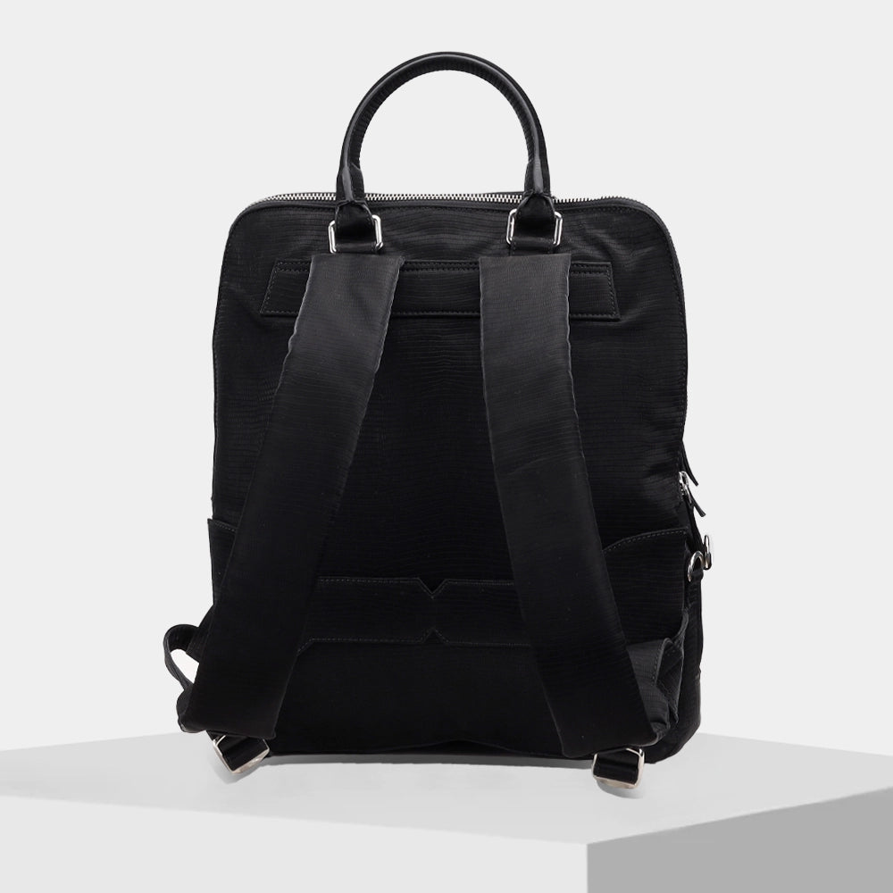 TM AW EW Black145-3