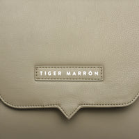 TM E my fringe Grey 070-4