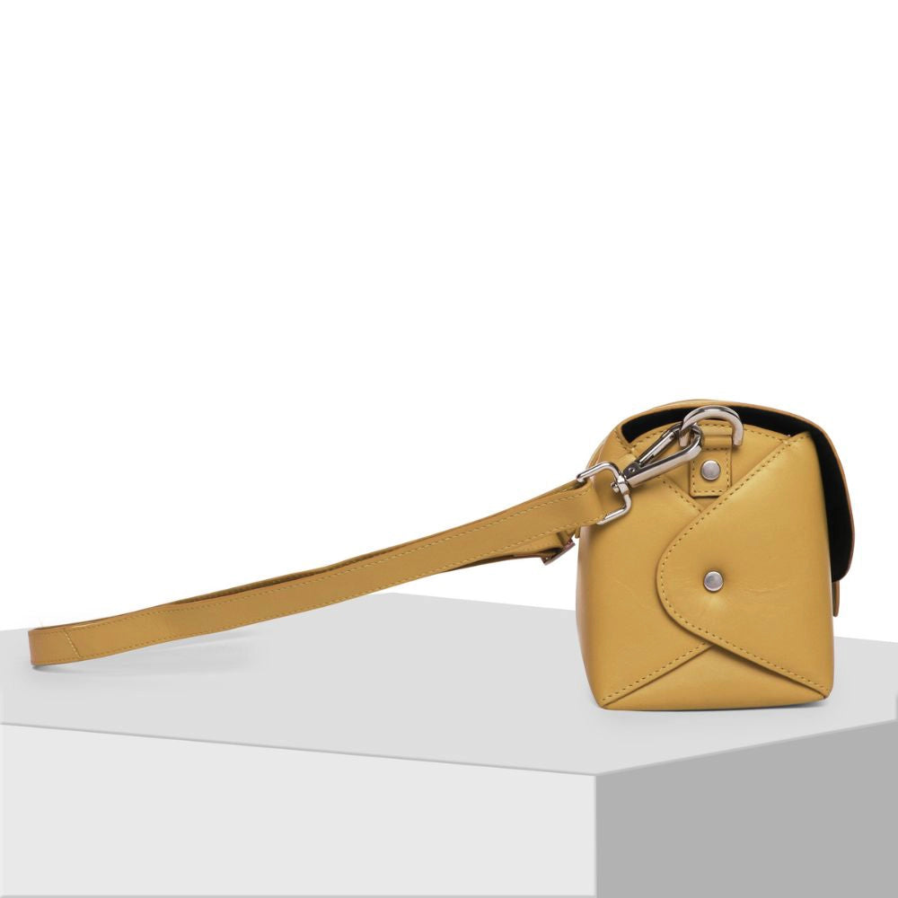 TM L L Yellow 061-3
