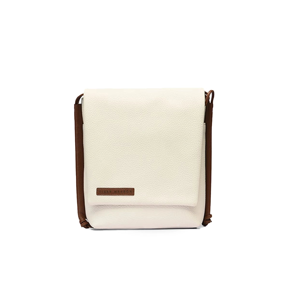 TM W White dark brown 018